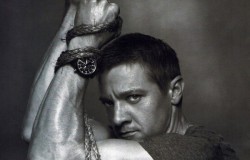 Jeremy_Renner_IWC_Top_Gun