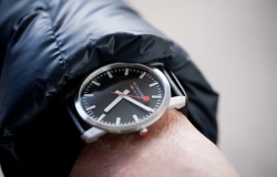 Mondaine_Montre_Timefy