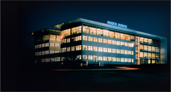 Roger dubuis manufacture discount