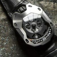 Urwerk 105 M Iron Knight