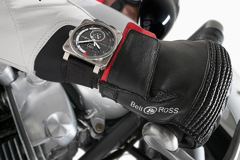 « Rocket Rider » : Bell & Ross B-Rocket en vitrine chez Colette