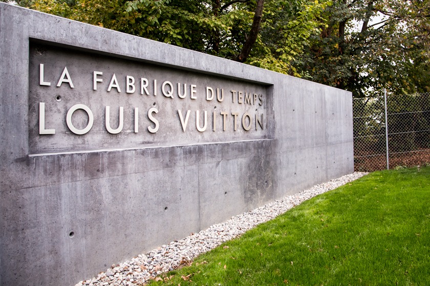 devanture louis vuitton