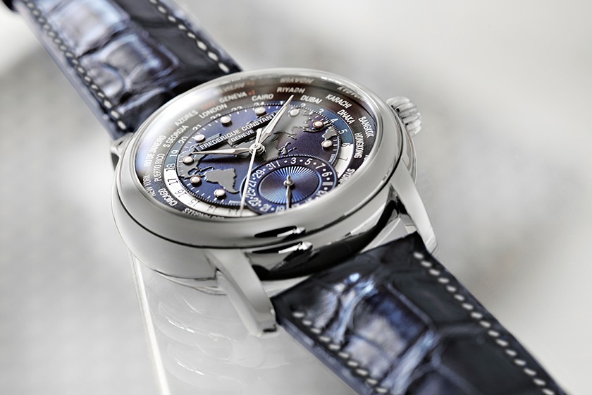 Frédérique Constant – Classics Manufacture Worldtimer Navy Blue