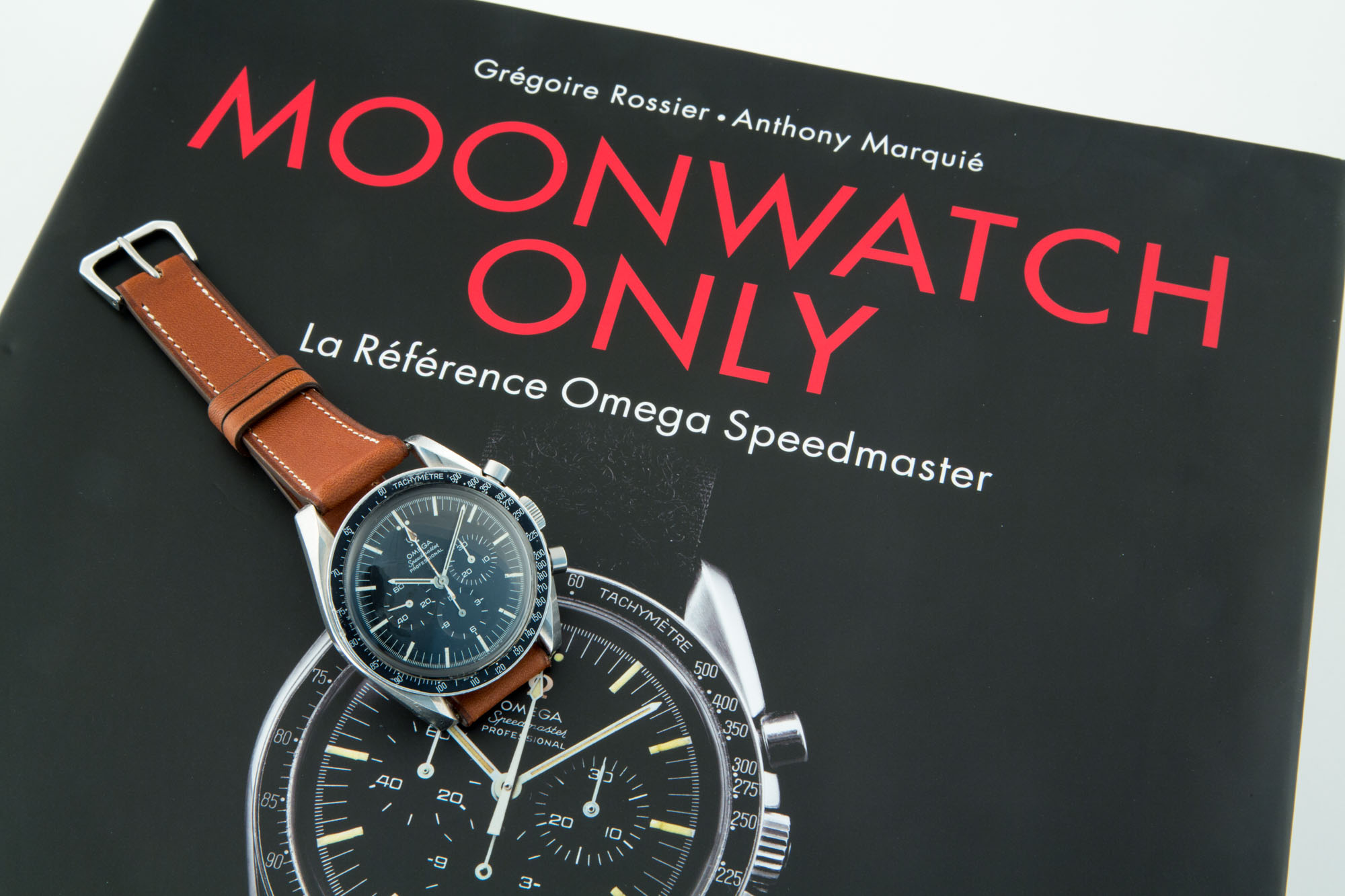 omega speedmaster book