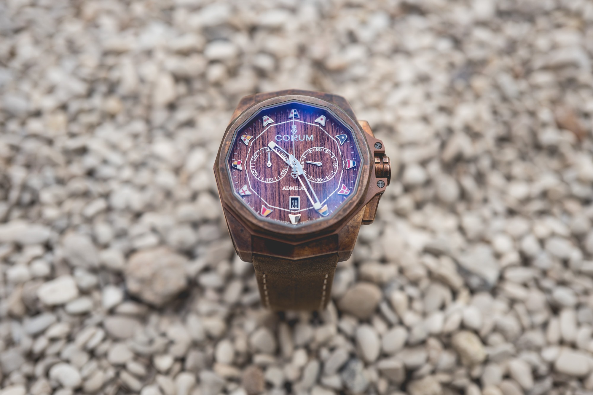 Corum Chronograph Admiral AC-ONE 45 : Bronze, teck et Tribord amures