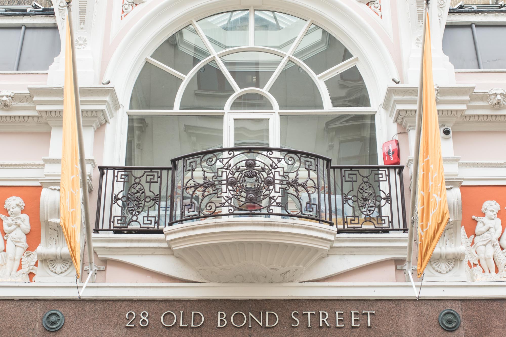 The Breguet Classique Tour in London - The Royal Arcade