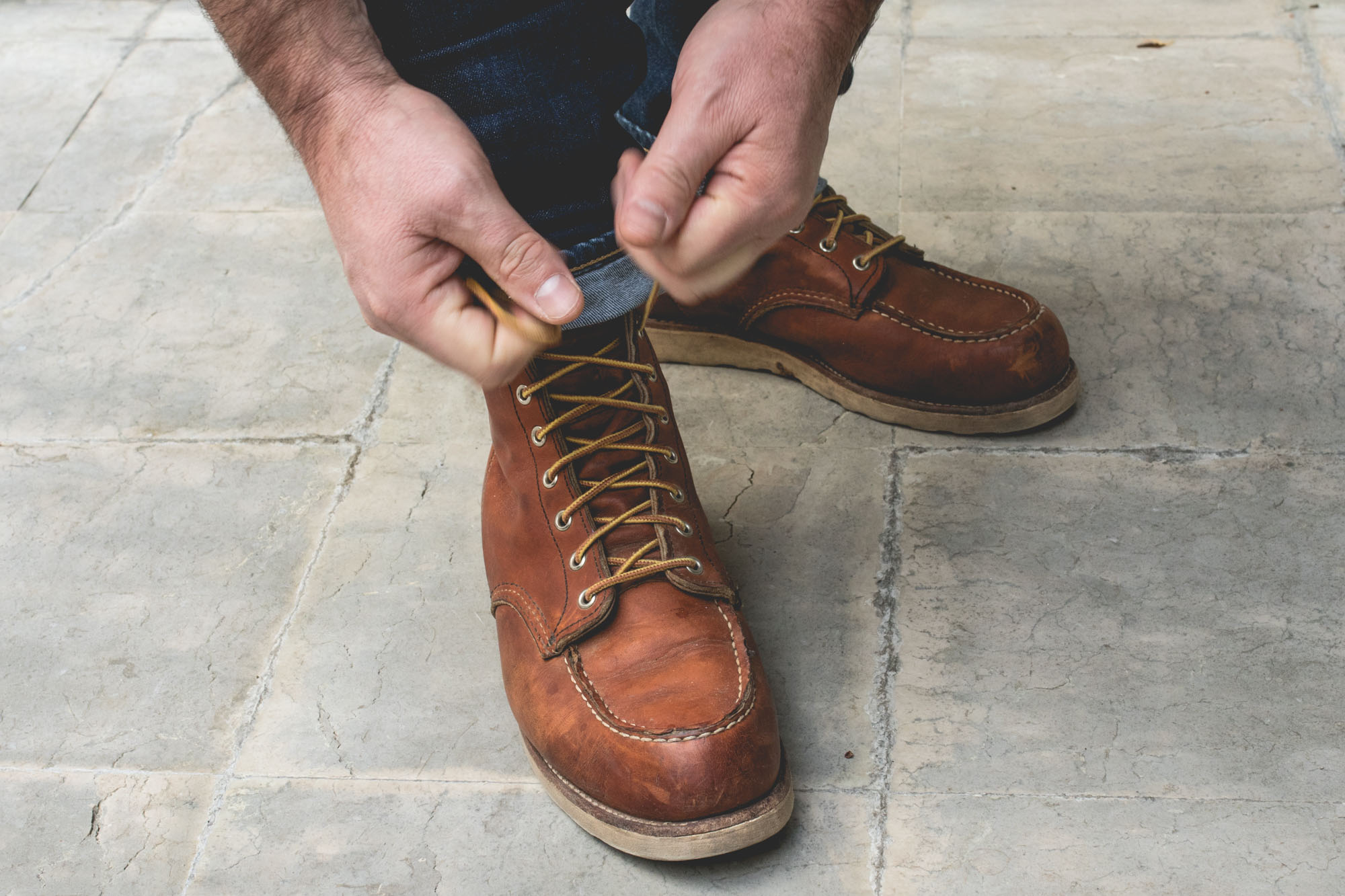 Red Wing shoes - Classic Moc Toe