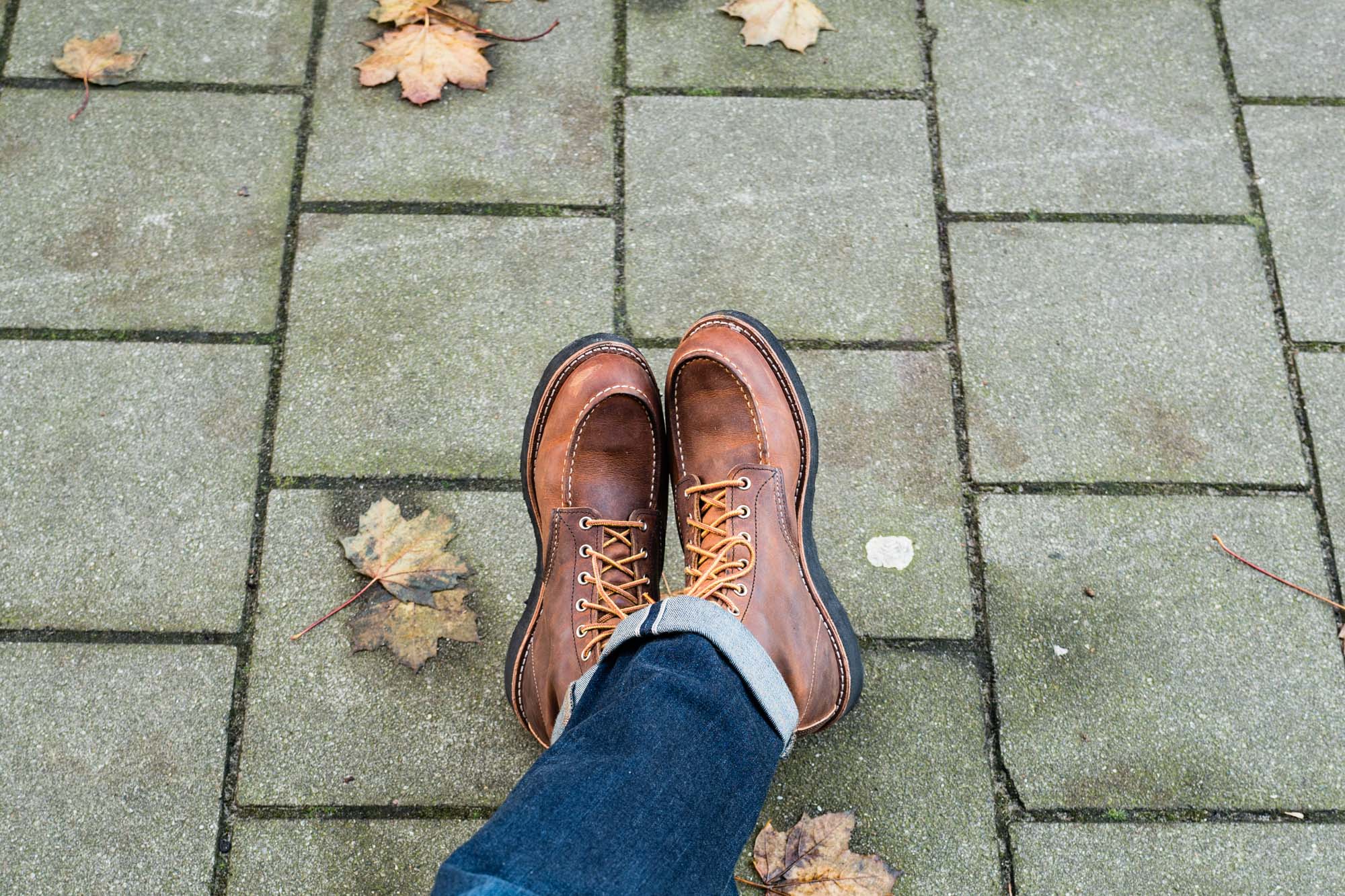 Red Wing shoes - Classic Moc Toe