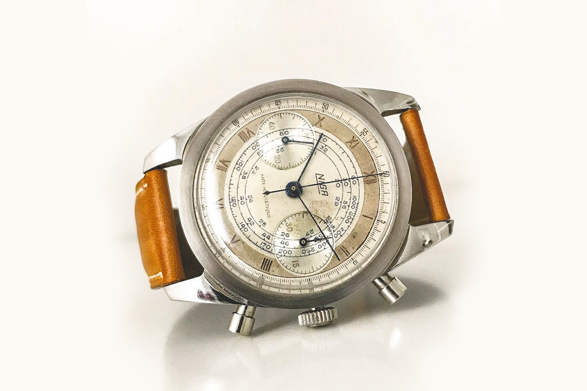 Chronographe Niga Circa 1950s - G.Gagnebin & Cie