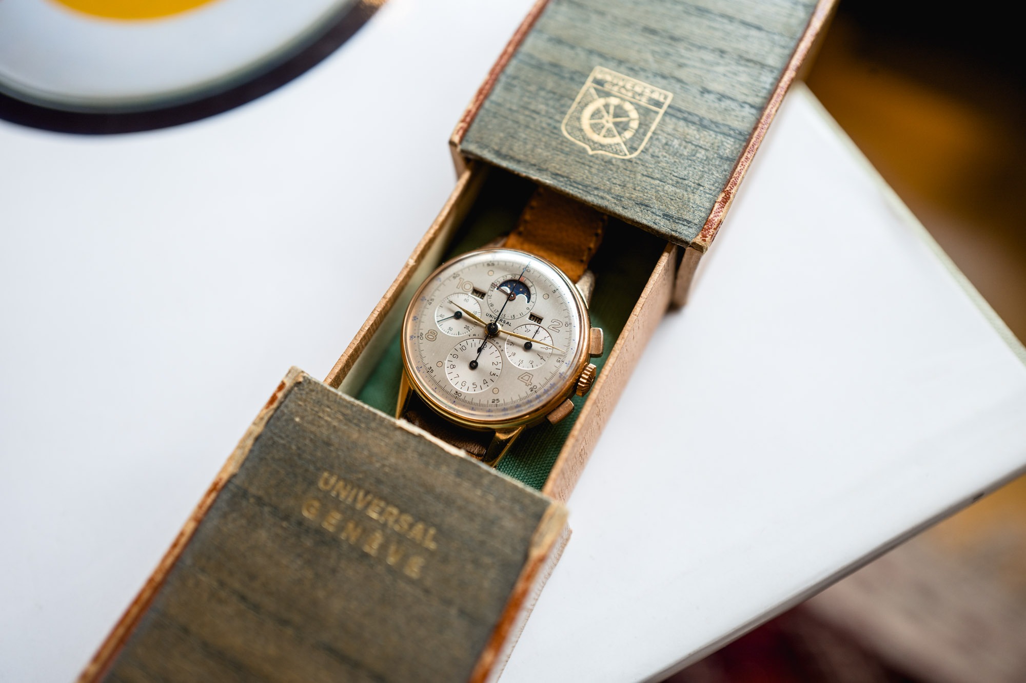 Antique Watches - Universal Genève Tri Compax