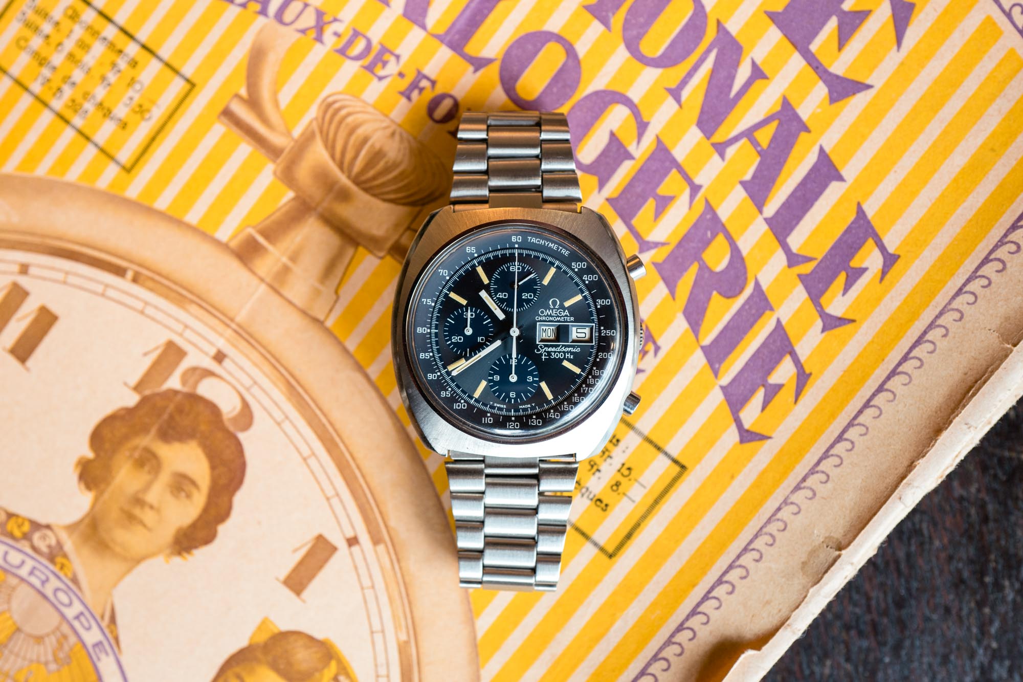 Antique Watches - Omega Speedsonic