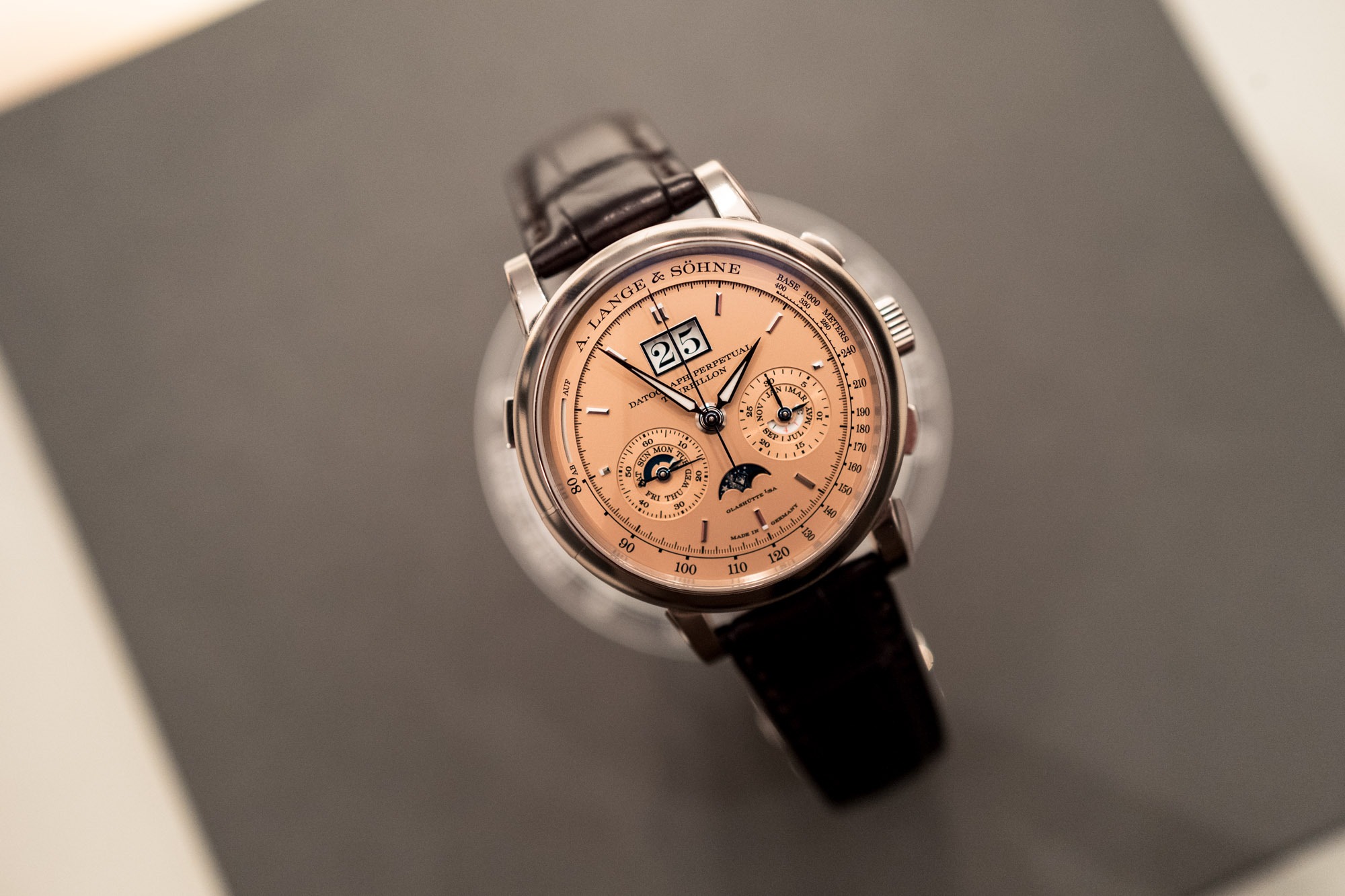 A. Lange & Söhne SIHH 2019:  Glasshütte tire encore son épingle du jeu.