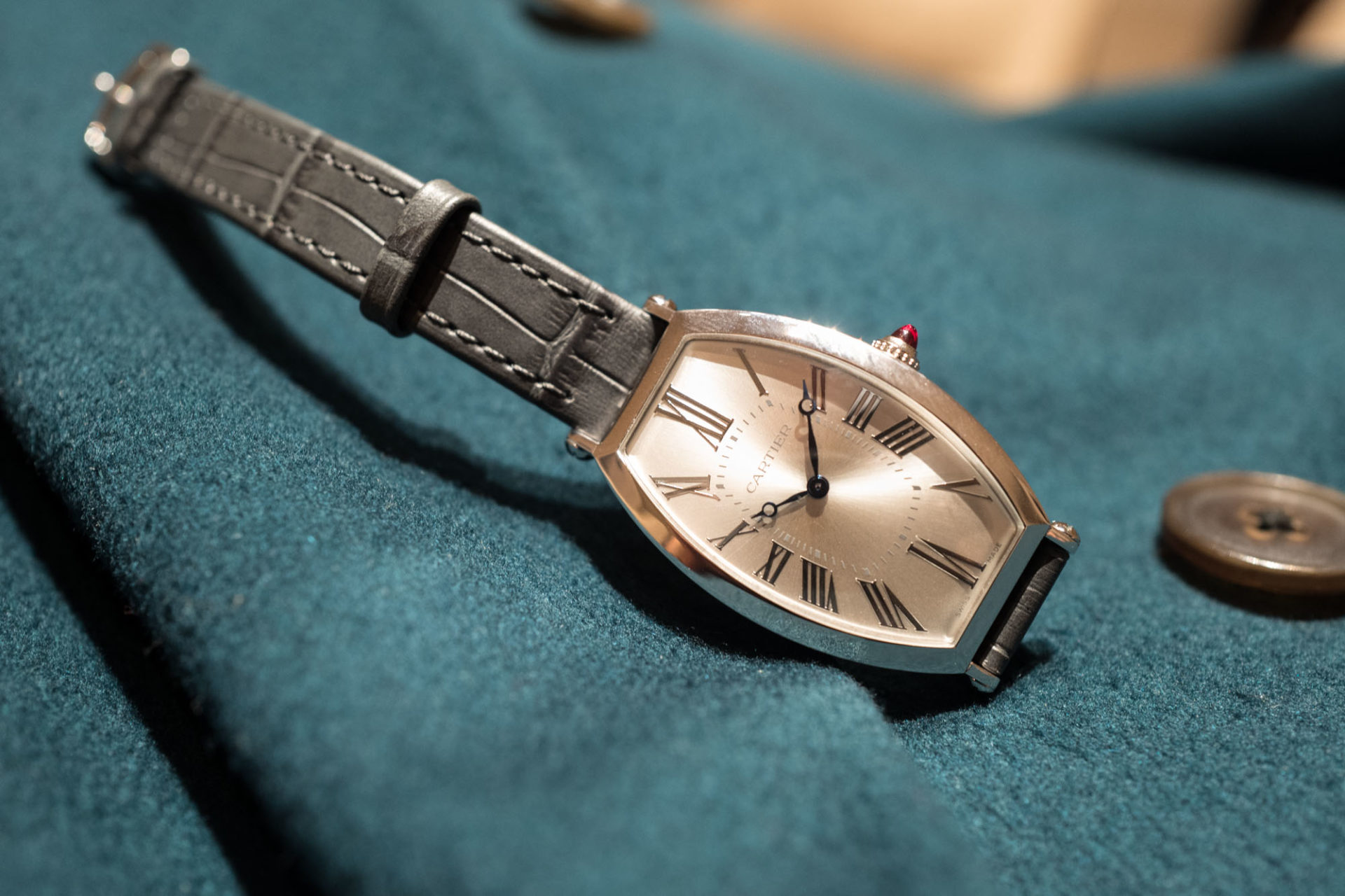 SIHH 2019 - Cartier Privé Tonneau