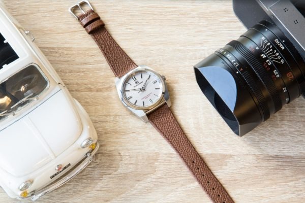 LOT M2 DE 10 MONTRES A QUARTZ EN L'ETAT POUR PIECES ( voir photos) - Montres & Bijoux