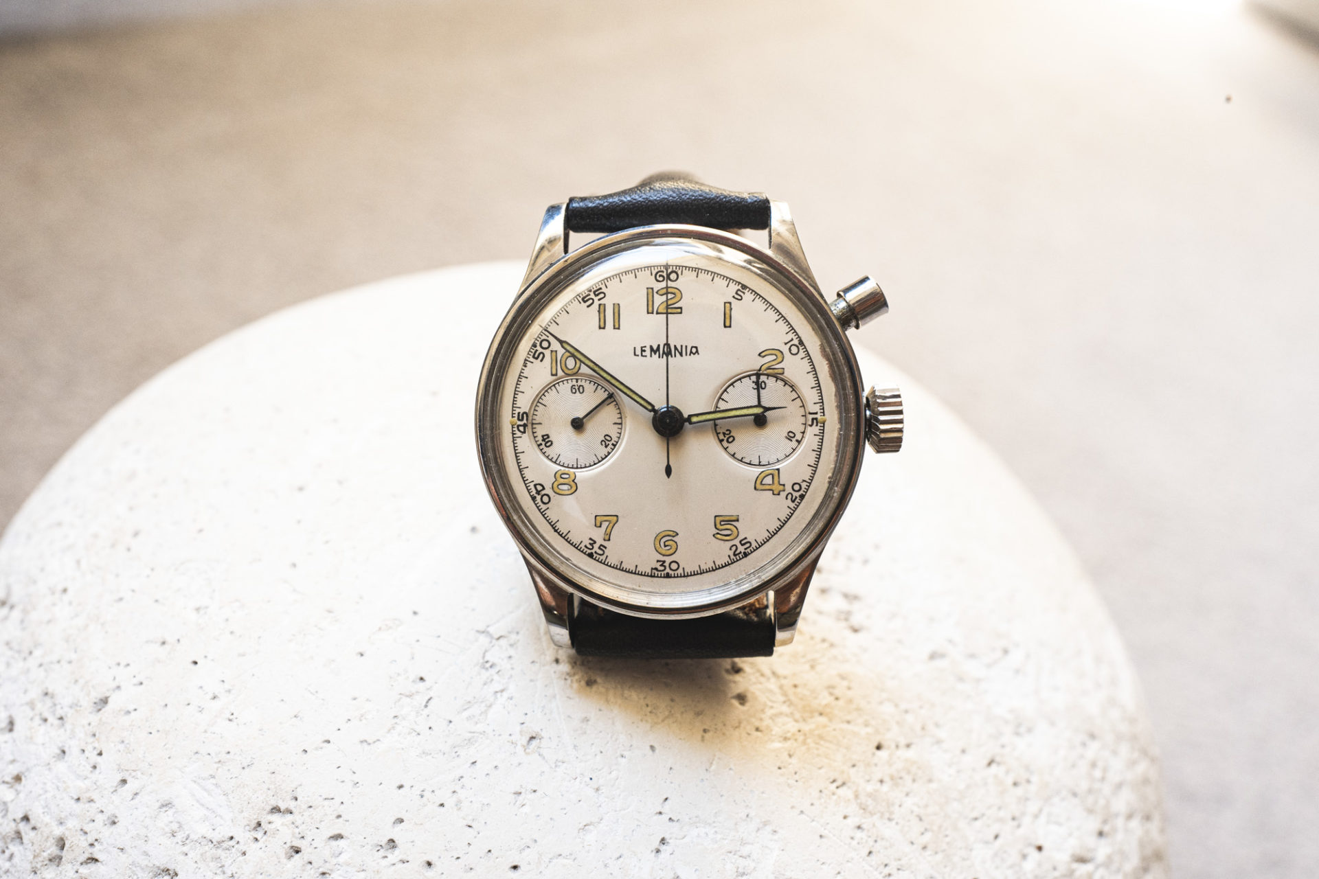 Monopoussoir Lemania - Vente importante de montres de collection par Tajan le 2 juillet