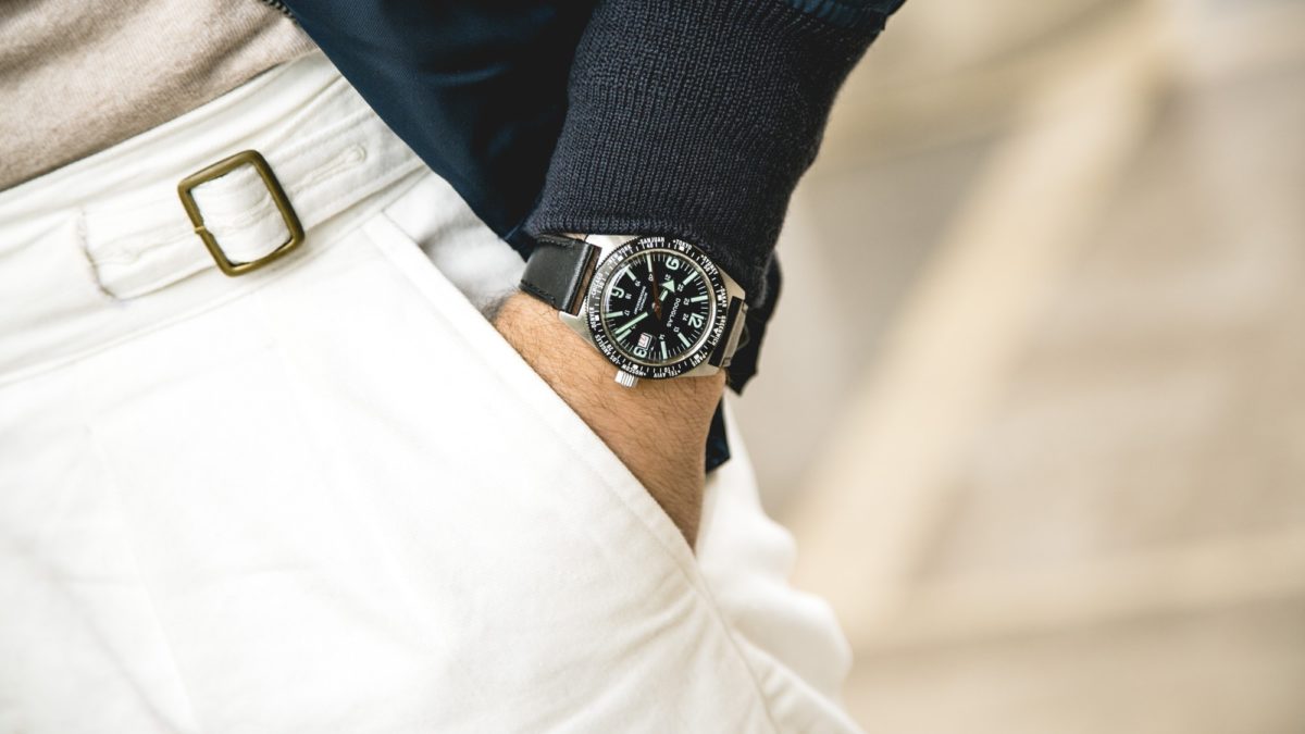 Douglas Skindiver Worldtimer : l'autre montre de Neil Armstrong
