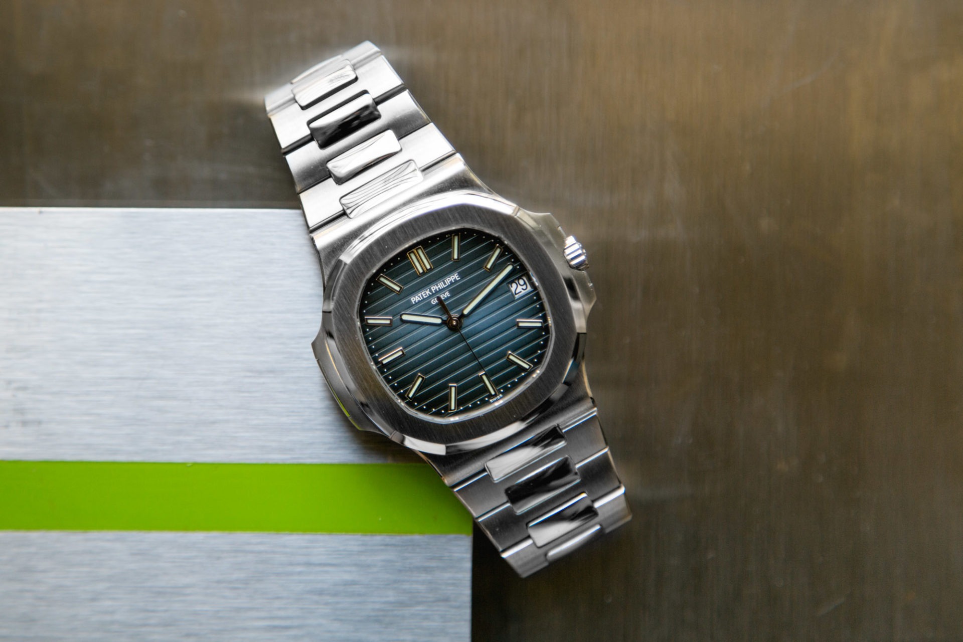 Patek Philippe Nautilus 5711 - Vente aux enchères Tajan