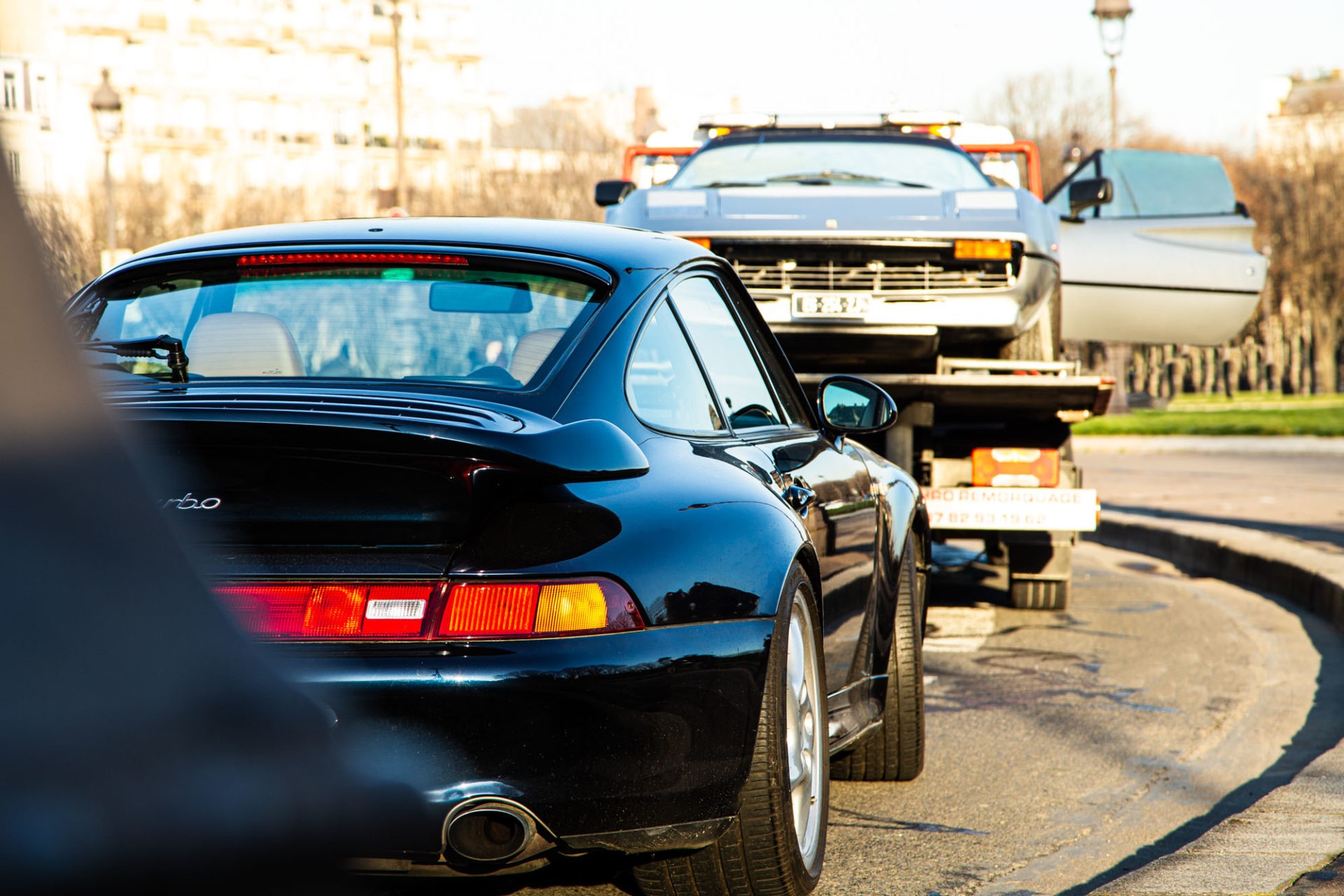 Porsche 911 Type 993 Turbo et Ferrari 308 GTS