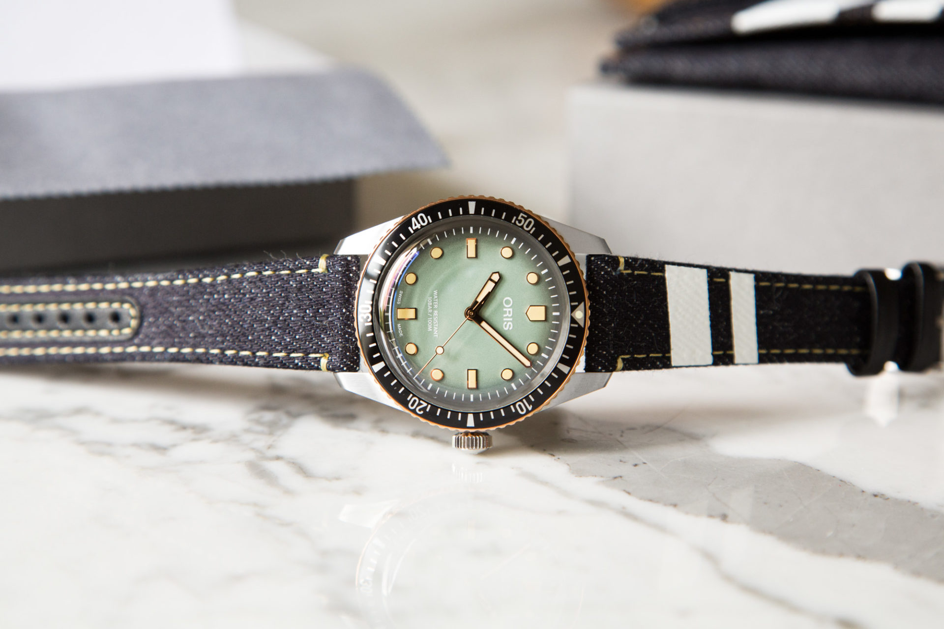 Oris x Momotaro Edition Speciale - Divers Sixty-Five