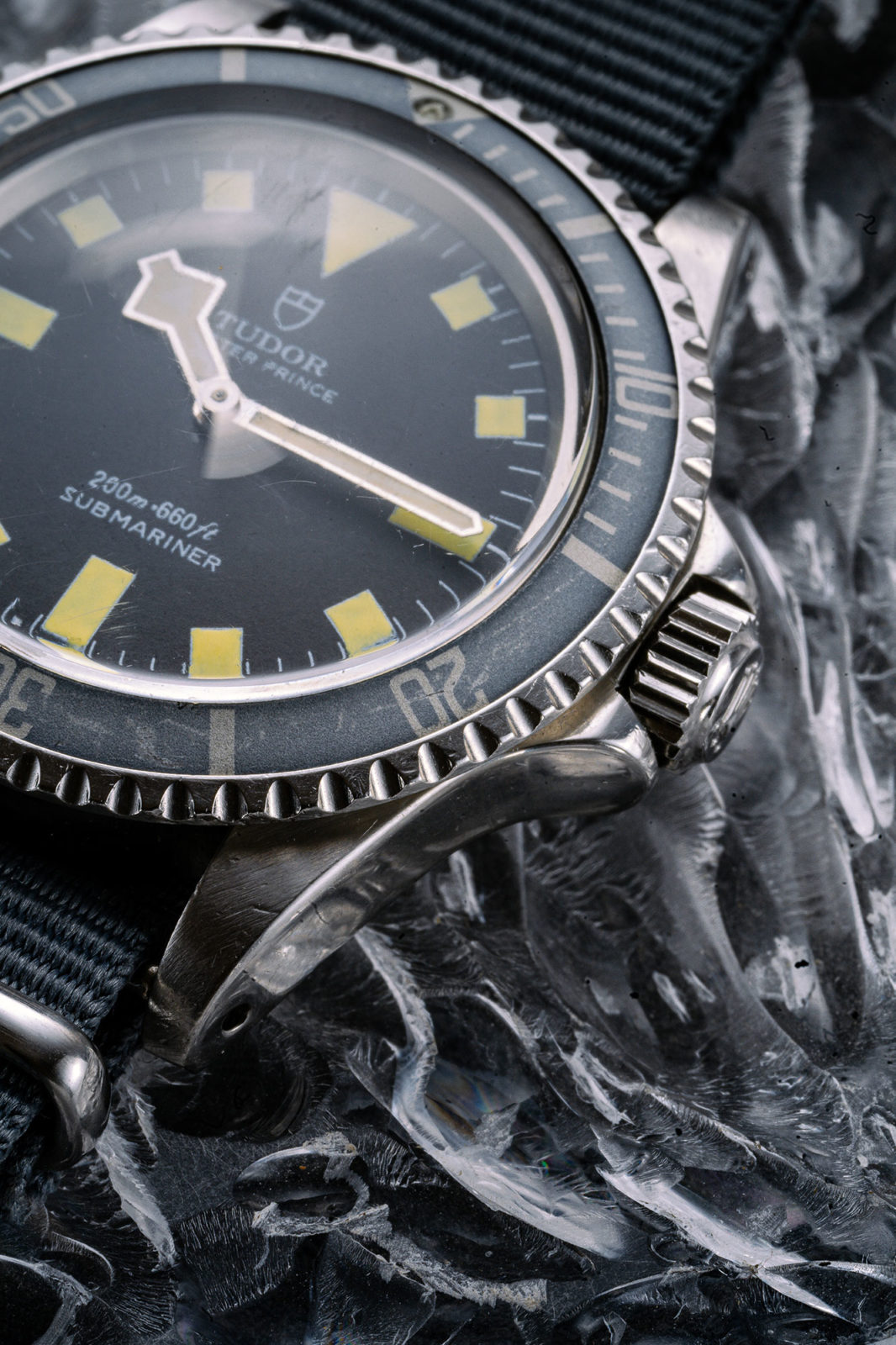 Tudor Marine Nationale - Vente de montres de collection chez Aguttes