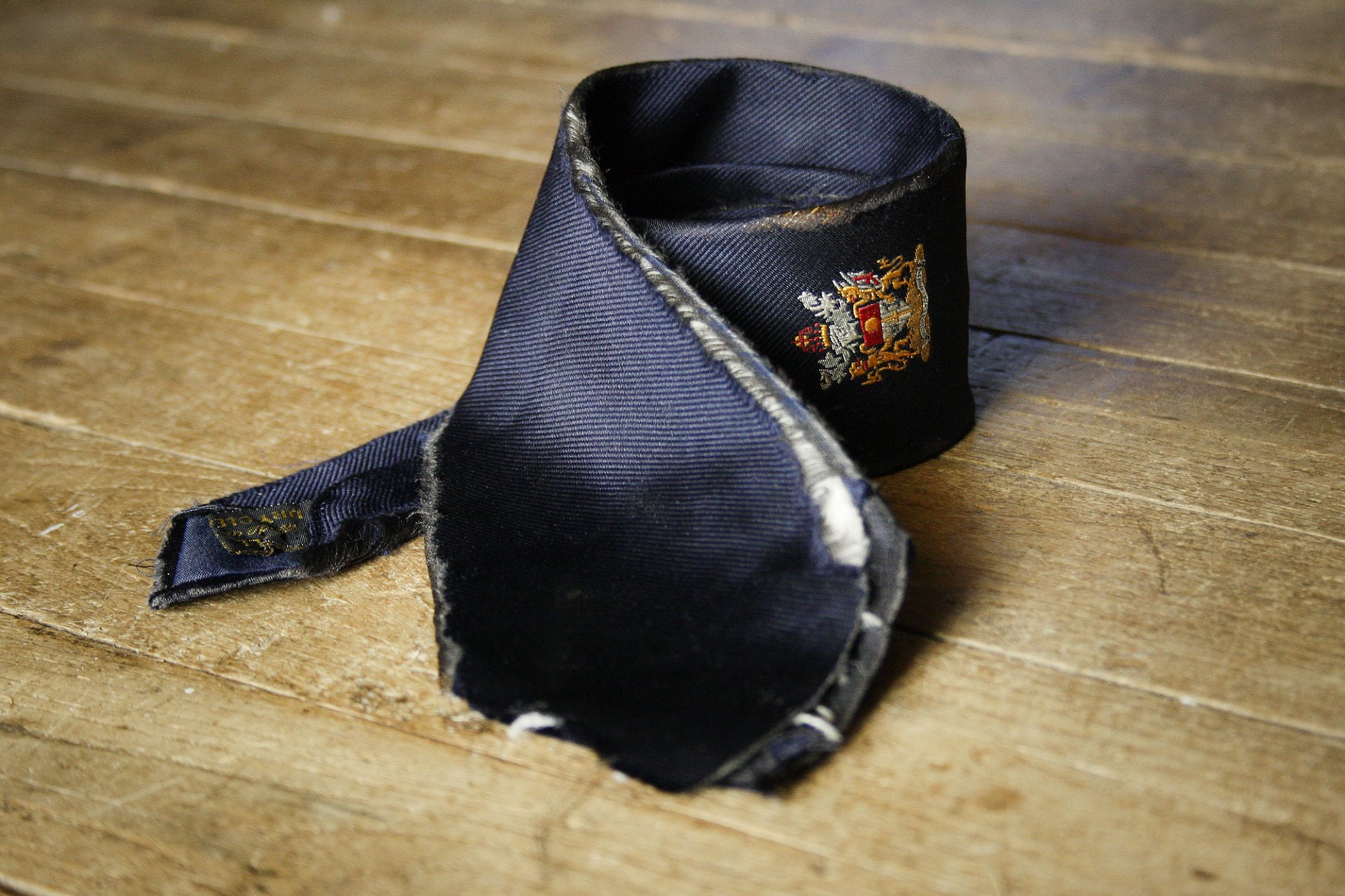 Cravate de 40 ans par Guillaume Lancelot