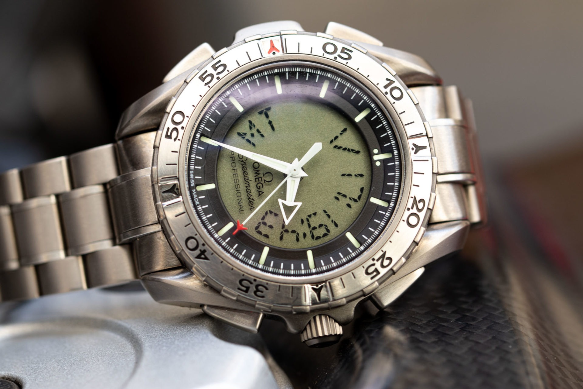 Omega Speedmaster X-33