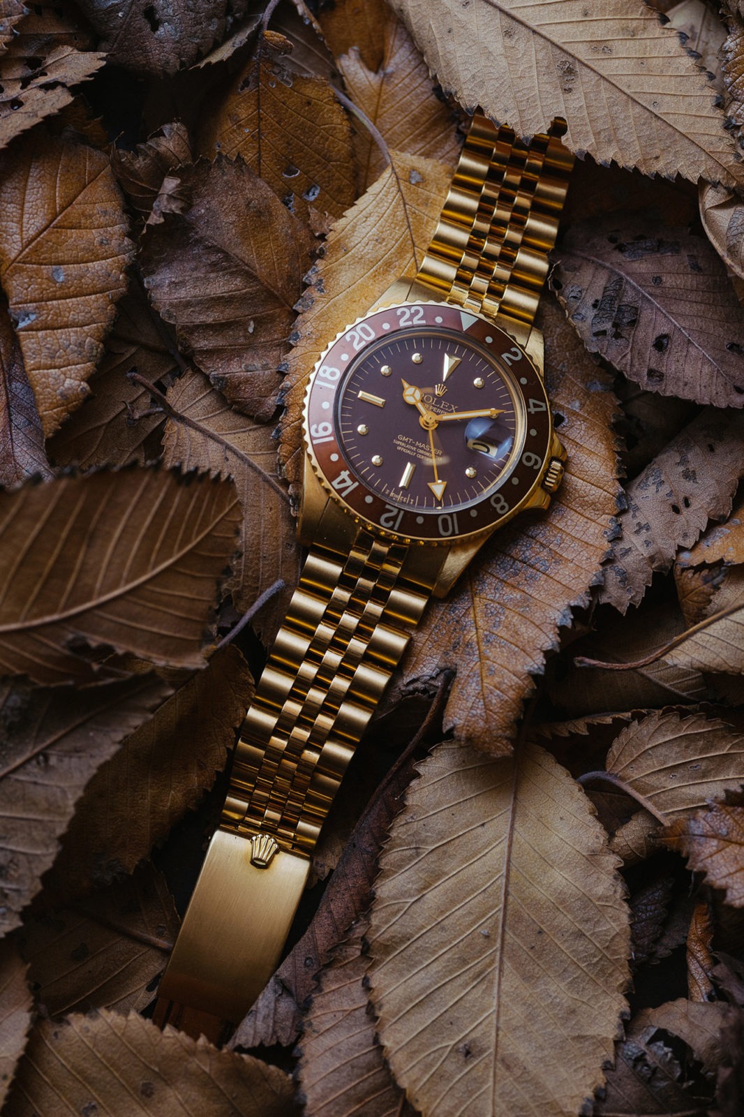 Rolex GMT-MASTER 1675- Aguttes vente de montres de collection du jeudi 10 décembre