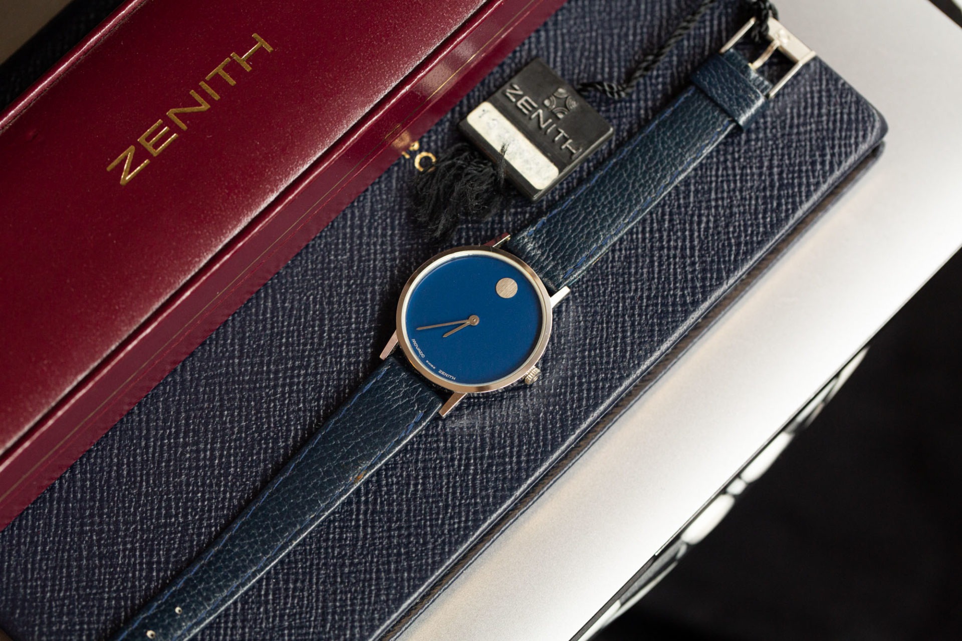 Movado Zenith Museum - Sélection de montres vintage chez Joseph Bonnie