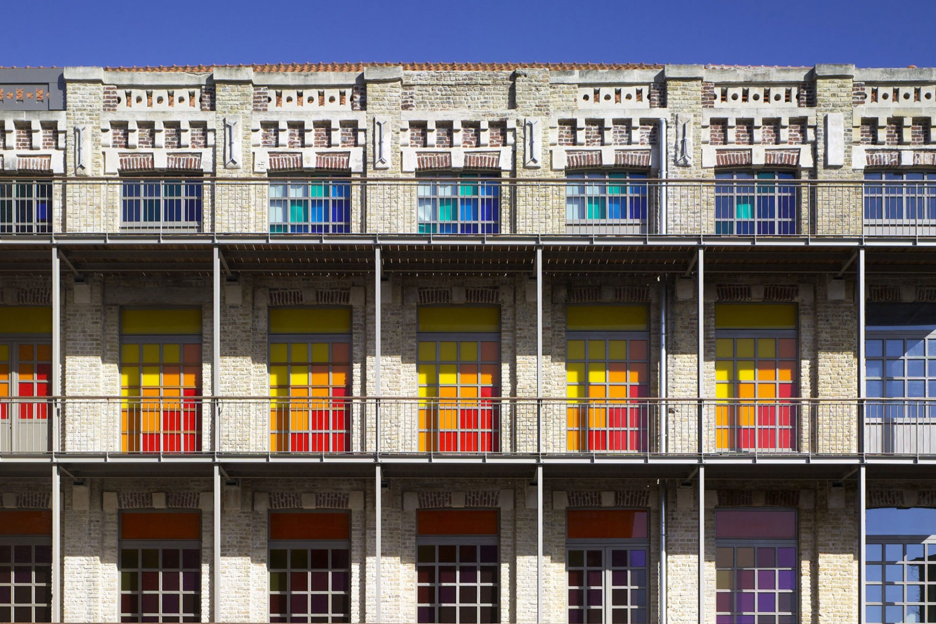 Les ateliers de dentelle de Calais - Source Agence Moatti Rivière