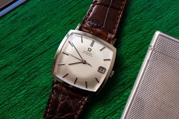 Omega Automatic Date - Sélection de montres vintage Joseph Bonnie