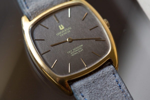 Universal Geneve Gilt Shadow - Sélection de montres vintage Joseph Bonnie