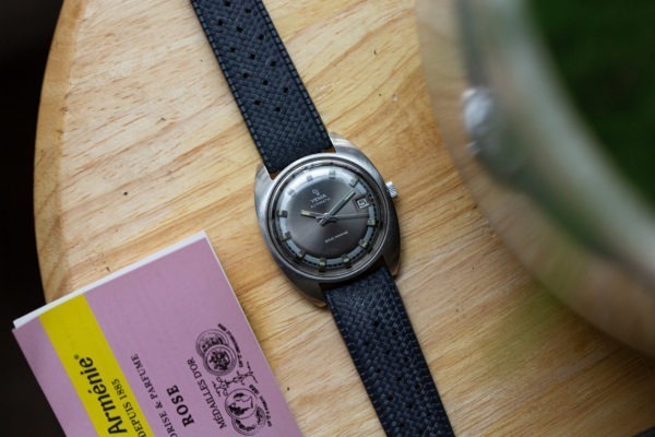 Yema sous-marine - Selection de montres vintage chez Joseph Bonnie