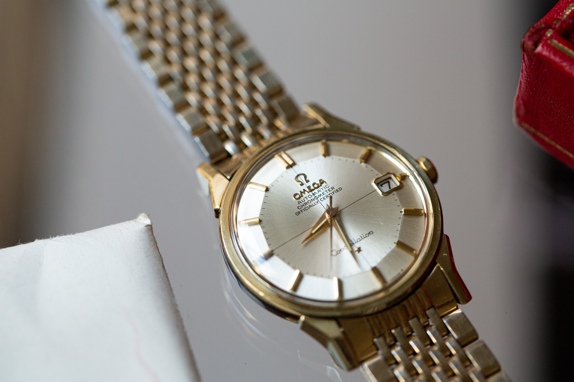 Omega Constellation Pie Pan Gold Cap - Sélection de montres vintage Joseph Bonnie