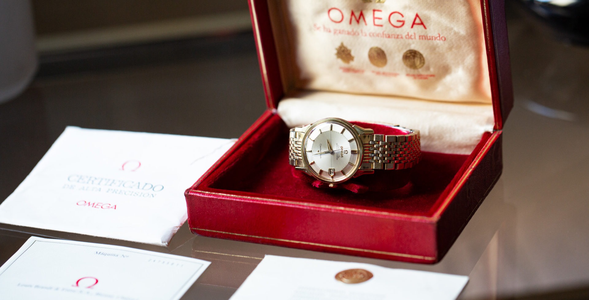 Omega Constellation Pie Pan Gold Cap - Sélection de montres vintage Joseph Bonnie