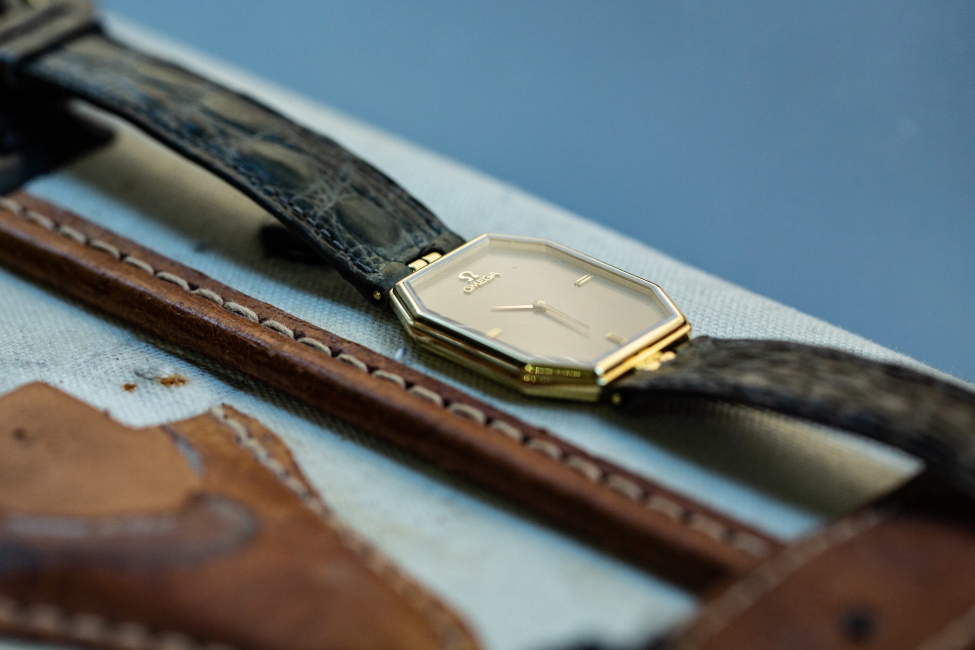 Omega Quartz or 18k - Sélection de montres vintage Joseph Bonnie