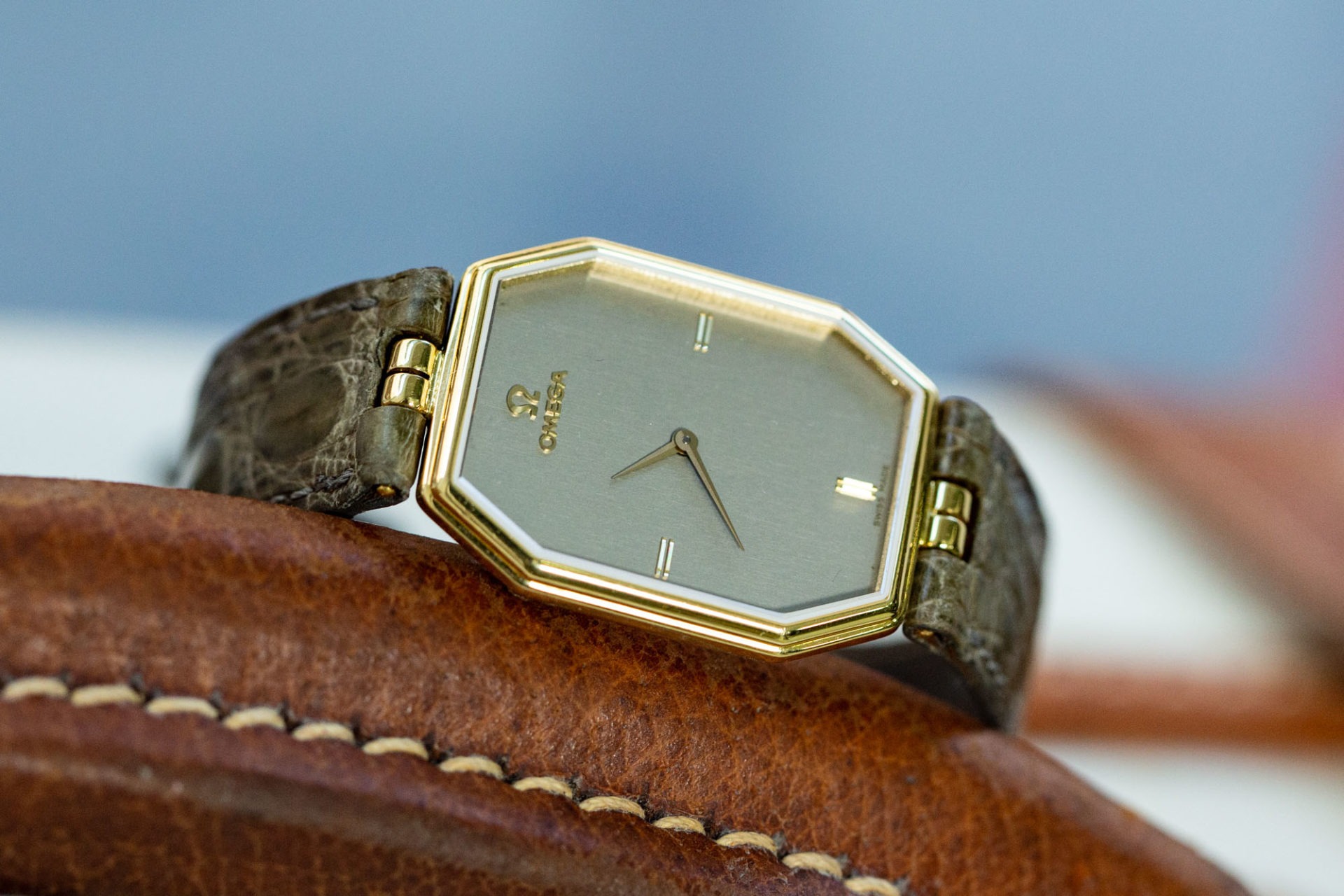 Omega Quartz or 18k - Sélection de montres vintage Joseph Bonnie