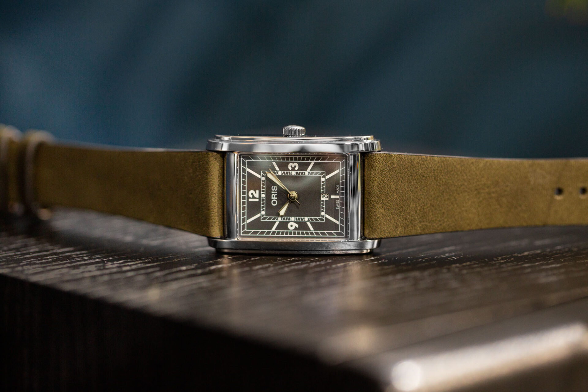 Oris Rectangular