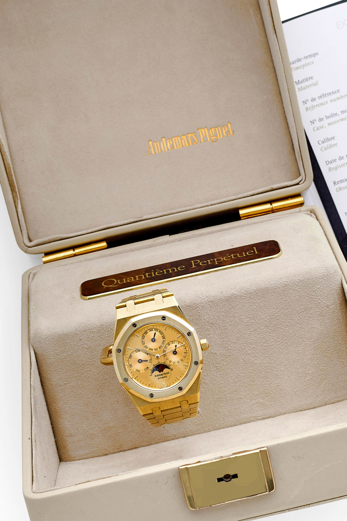 Audemars Piguet Royal Oak Quantième Perpétuel - Vente importante de montres modernes et de collection chez Antiquorum