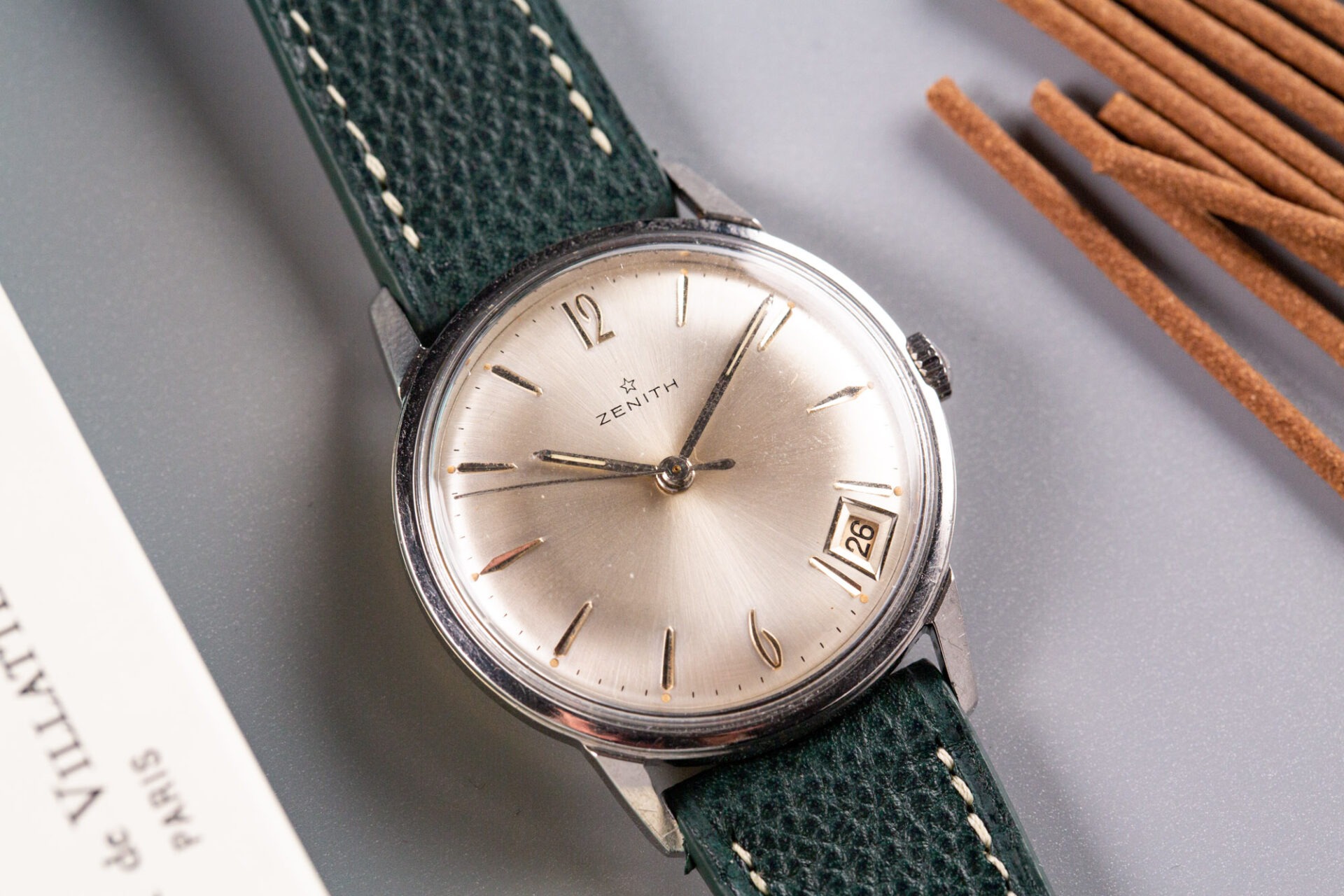 Zenith Date - Sélection de montres vintage Joseph Bonnie