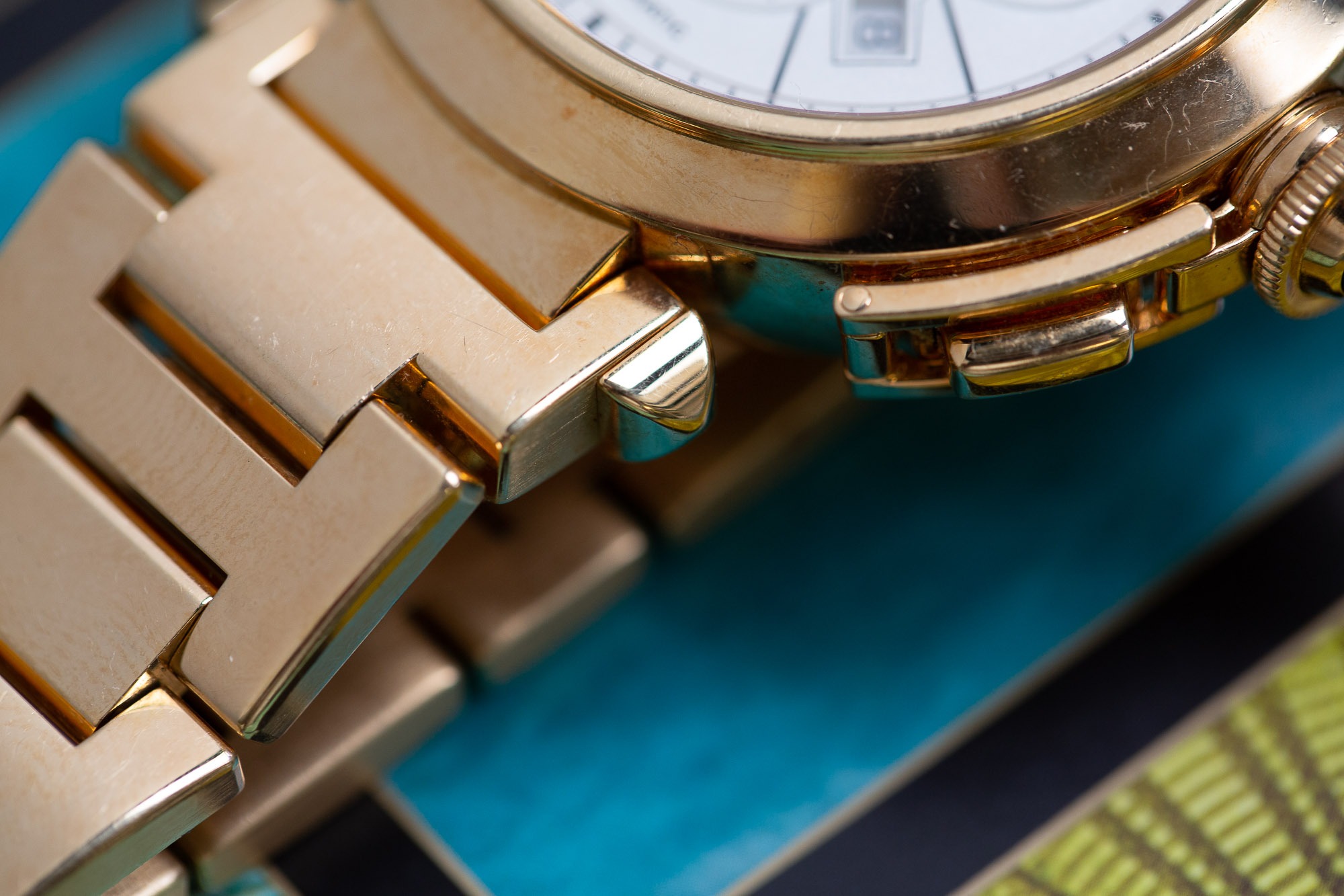 Cartier Pasha chronographe - Vente de montres de collection chez AGUTTES