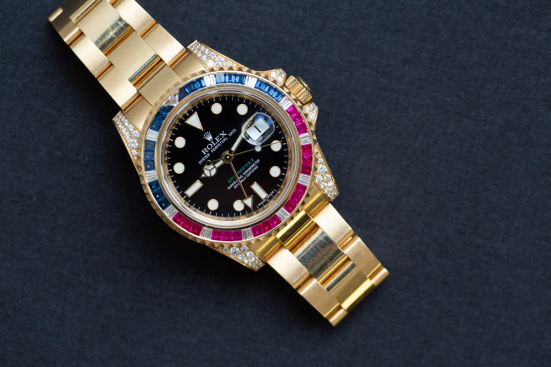 Rolex GMT-MASTER II Réf. 116758 SARU - Vente de montres de collection chez AGUTTES