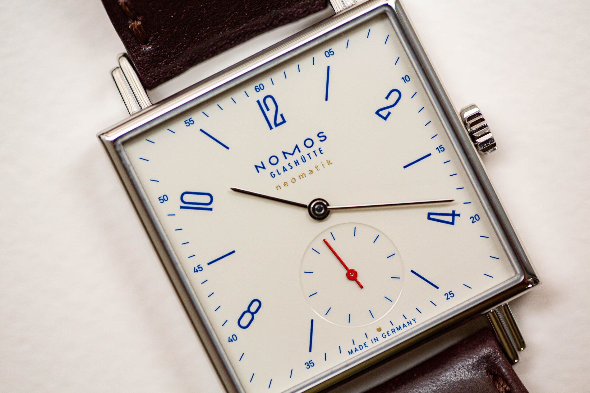 Nomos Tetra Neomatik 175 ans d'horlogerie à Glashütte