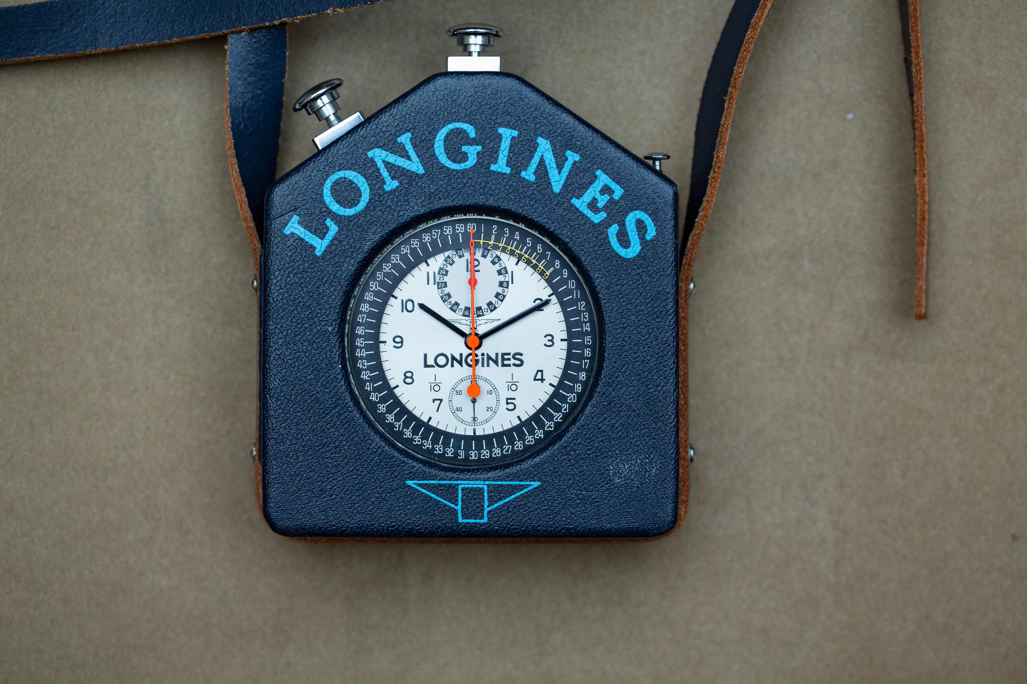Longines chronographe 8350-1 - Bonhams Cornette de Saint Cyr