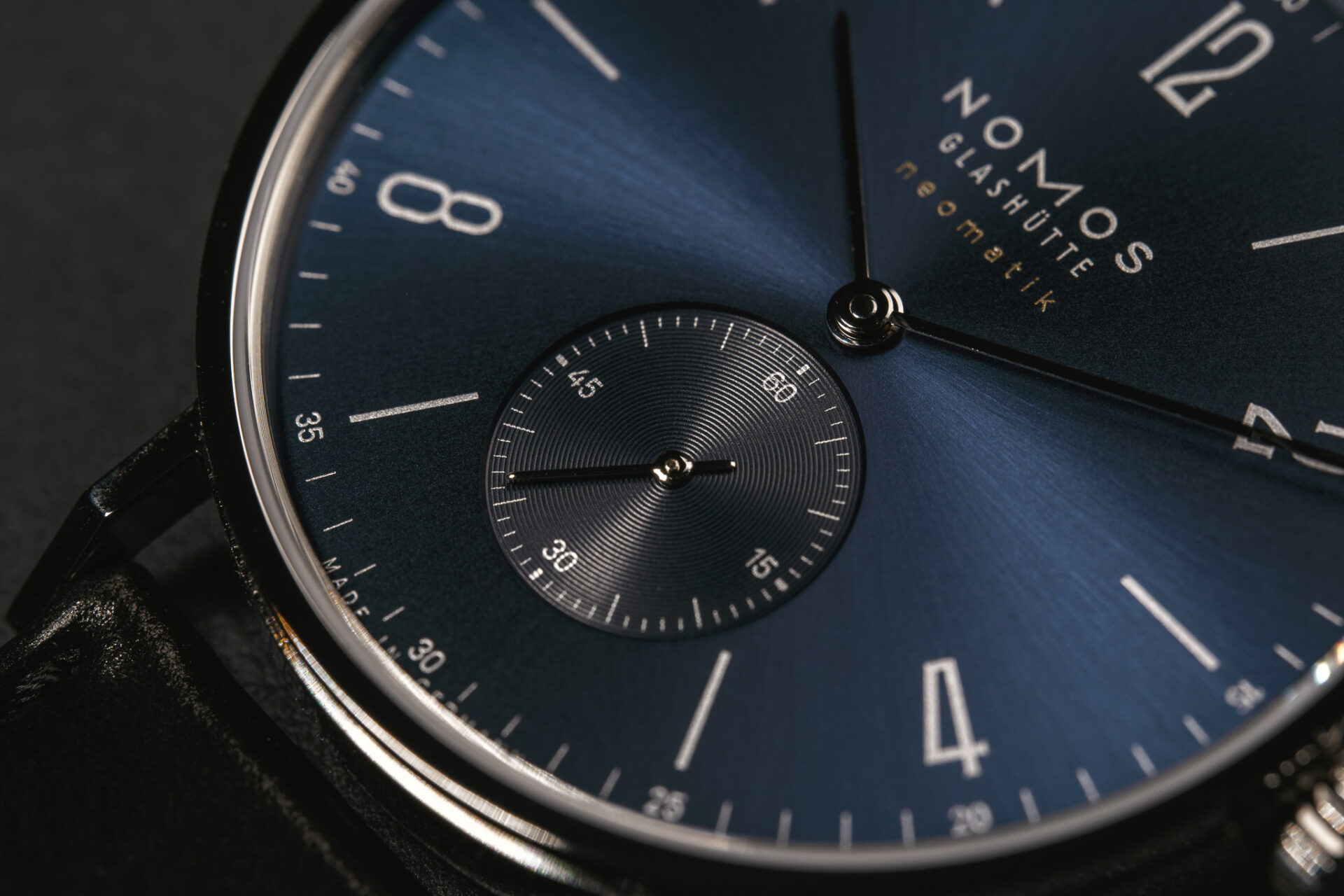 Nomos Tangente Neomatik Bluegold