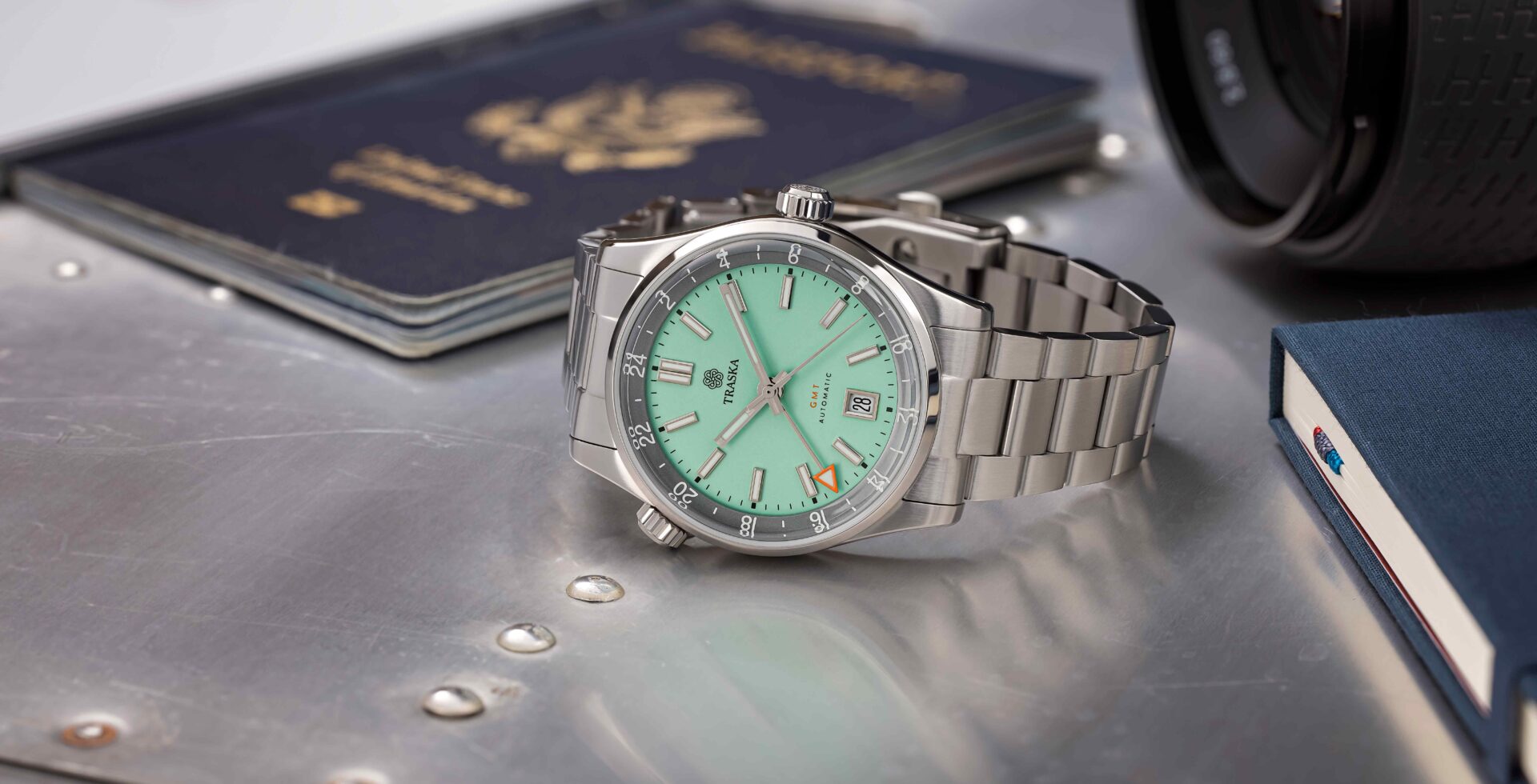 TRASKA VENTURER GMT VERT “MINT”