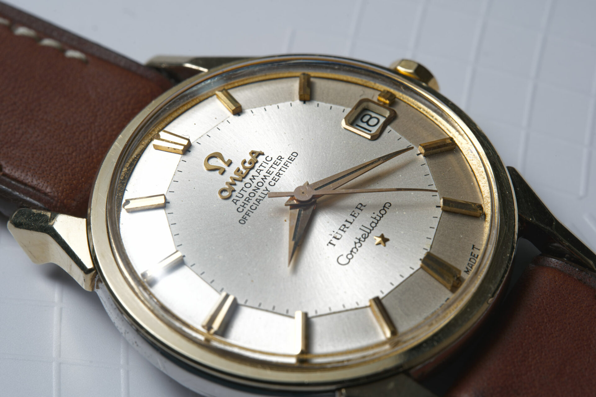 Omega Constellation Pie-Pan - Sélection de montres vintage Joseph Bonnie de juin 2023