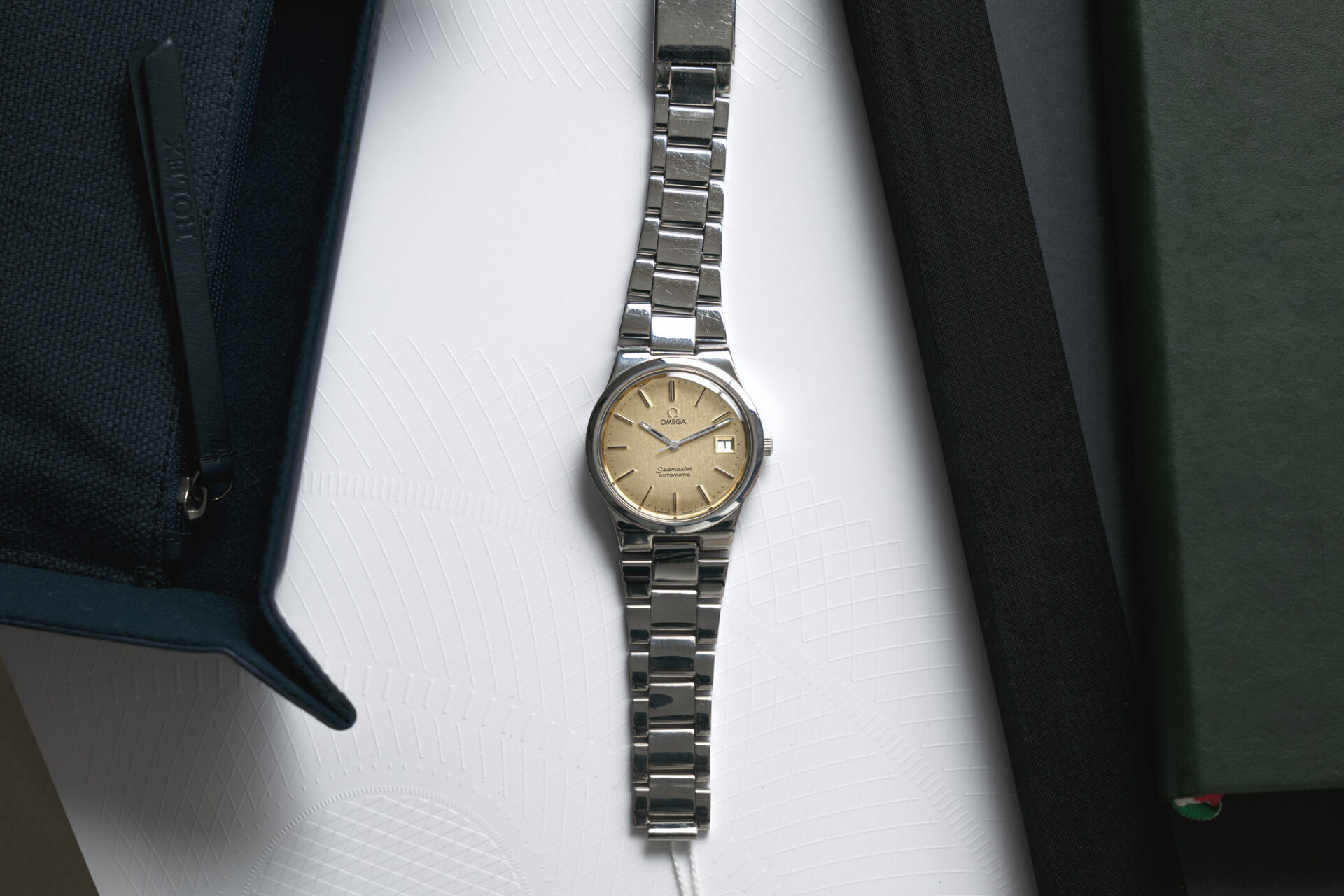 Omega Seamaster Automatic - Sélection de montres vintage Joseph Bonnie de juin 2023