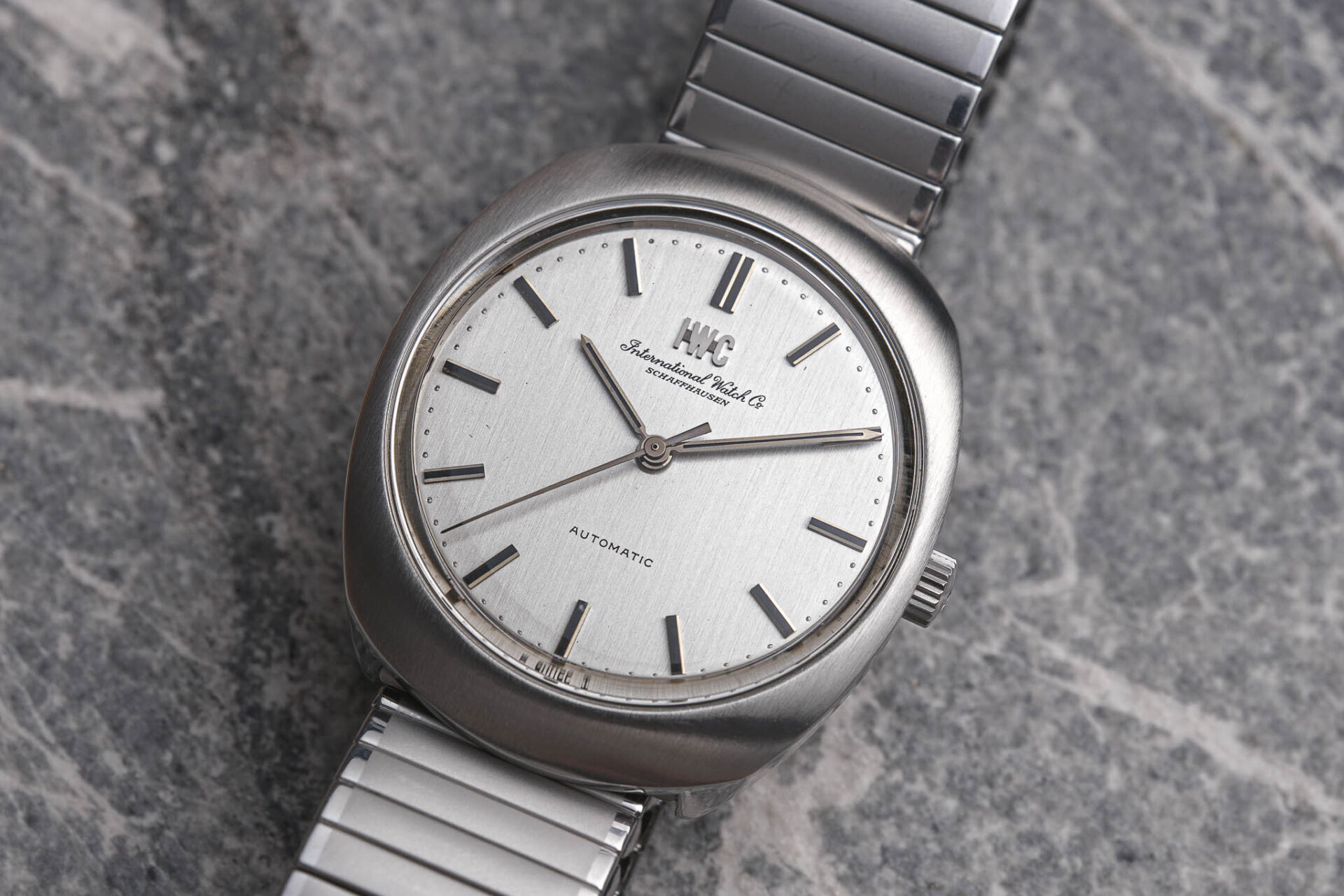 IWC Automatic - Sélection de montres vintage Joseph Bonnie d'octobre 2023