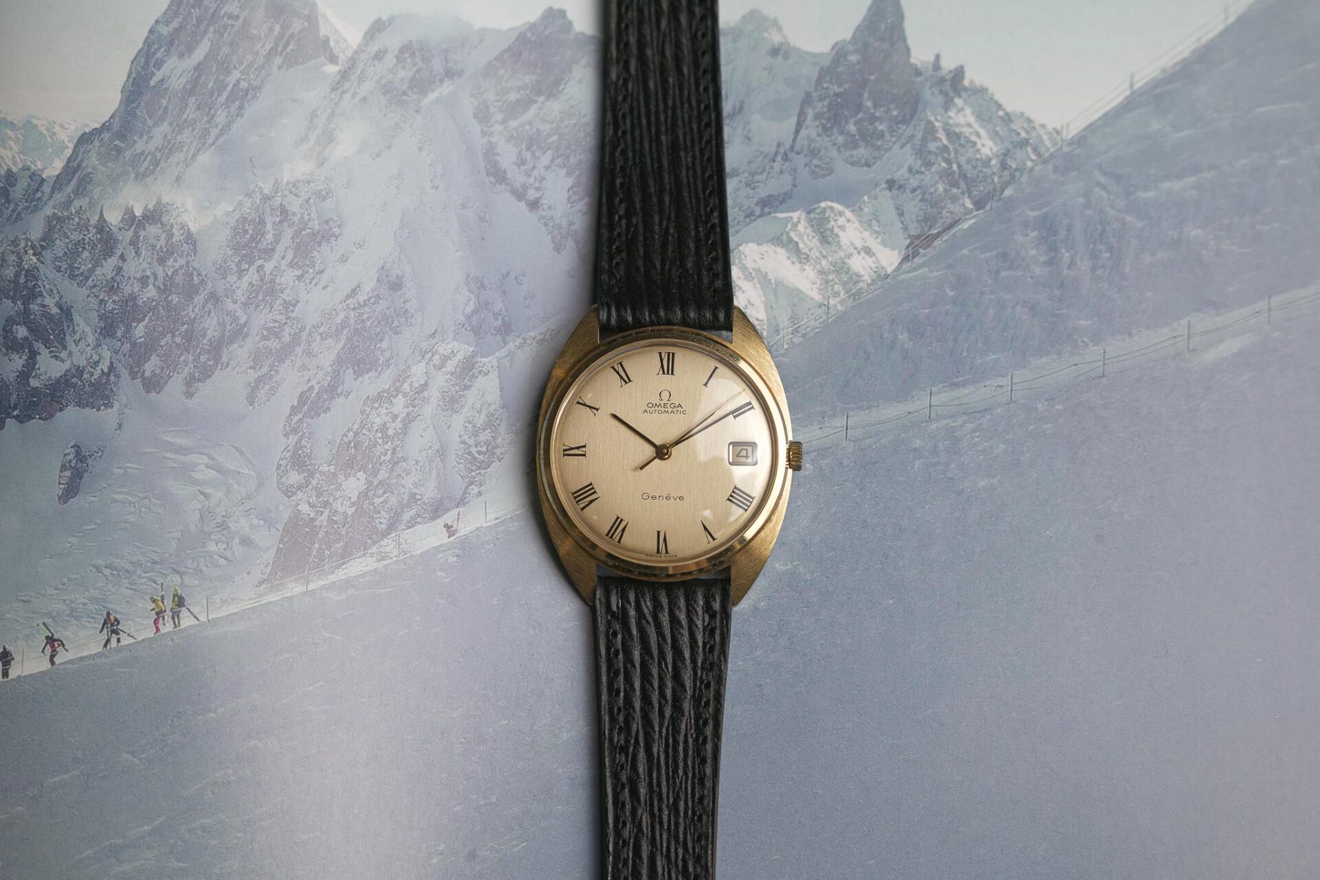 Omega Genève - Sélection de montres vintage de décembre 2023
