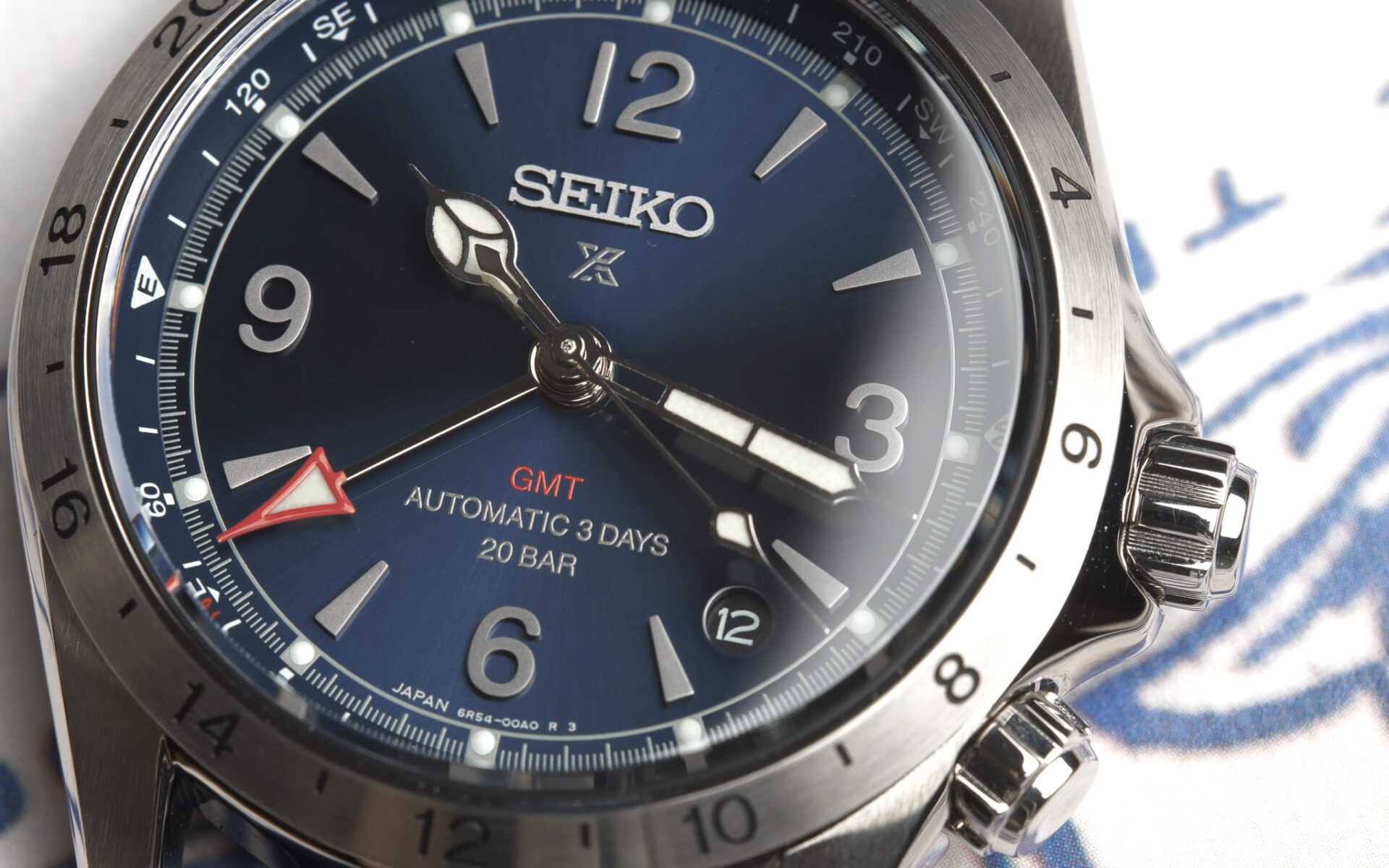 Seiko Prospex Alpinist GMT